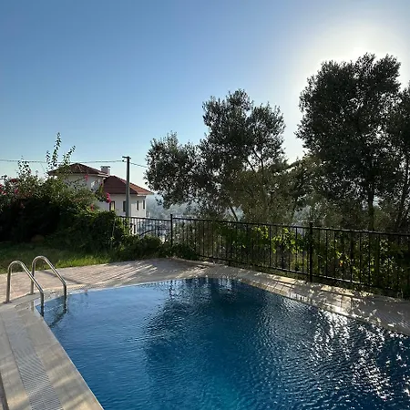 Villa Oktapolis