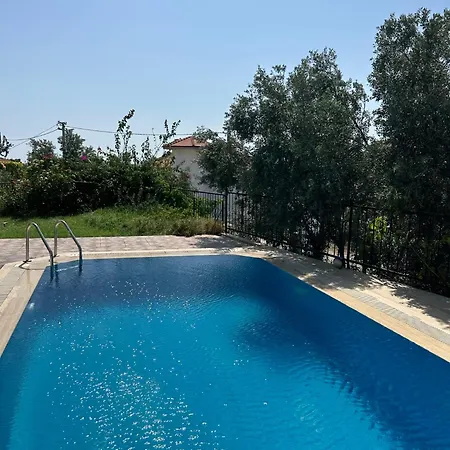 Villa Oktapolis *