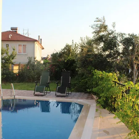 Oktapolis Villa *