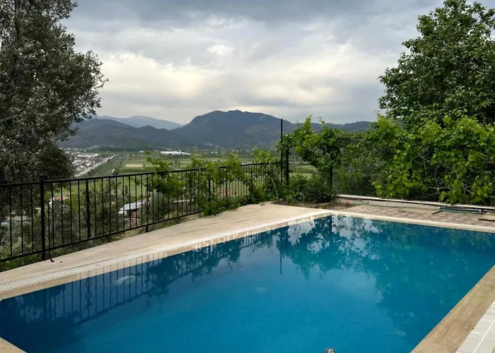Villa Oktapolis *